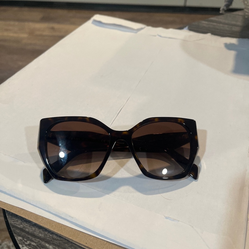56mm Gradient Polarized Rectangular Sunglasses